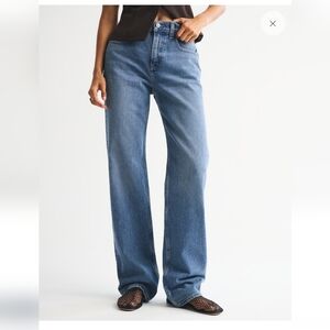 Abercrombie High-Rise 90's Relaxed Jeans